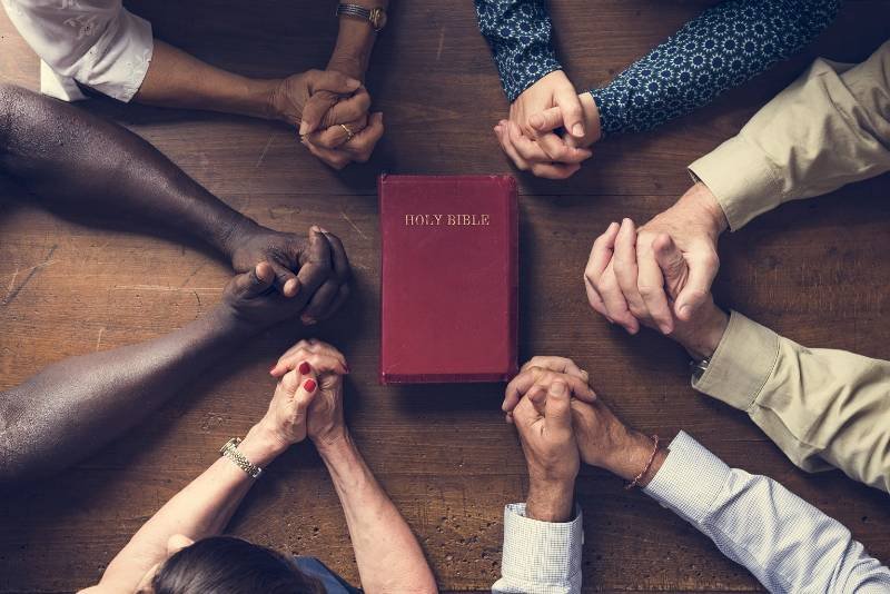 Oración en la Biblia Beckfords Ministry